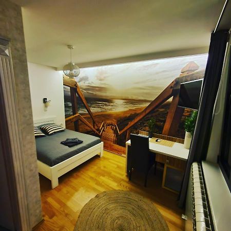 Alo Alo Apartman 6 Kruševac Exterior foto