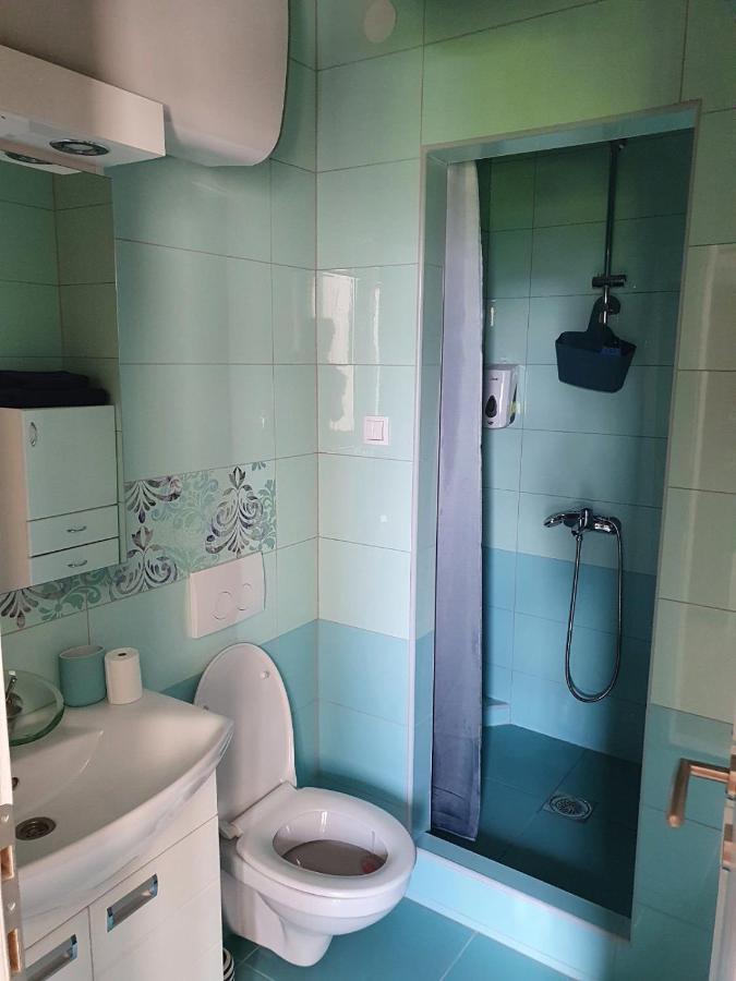 Alo Alo Apartman 6 Kruševac Exterior foto
