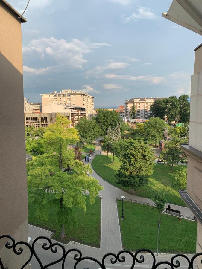 Alo Alo Apartman 6 Kruševac Exterior foto